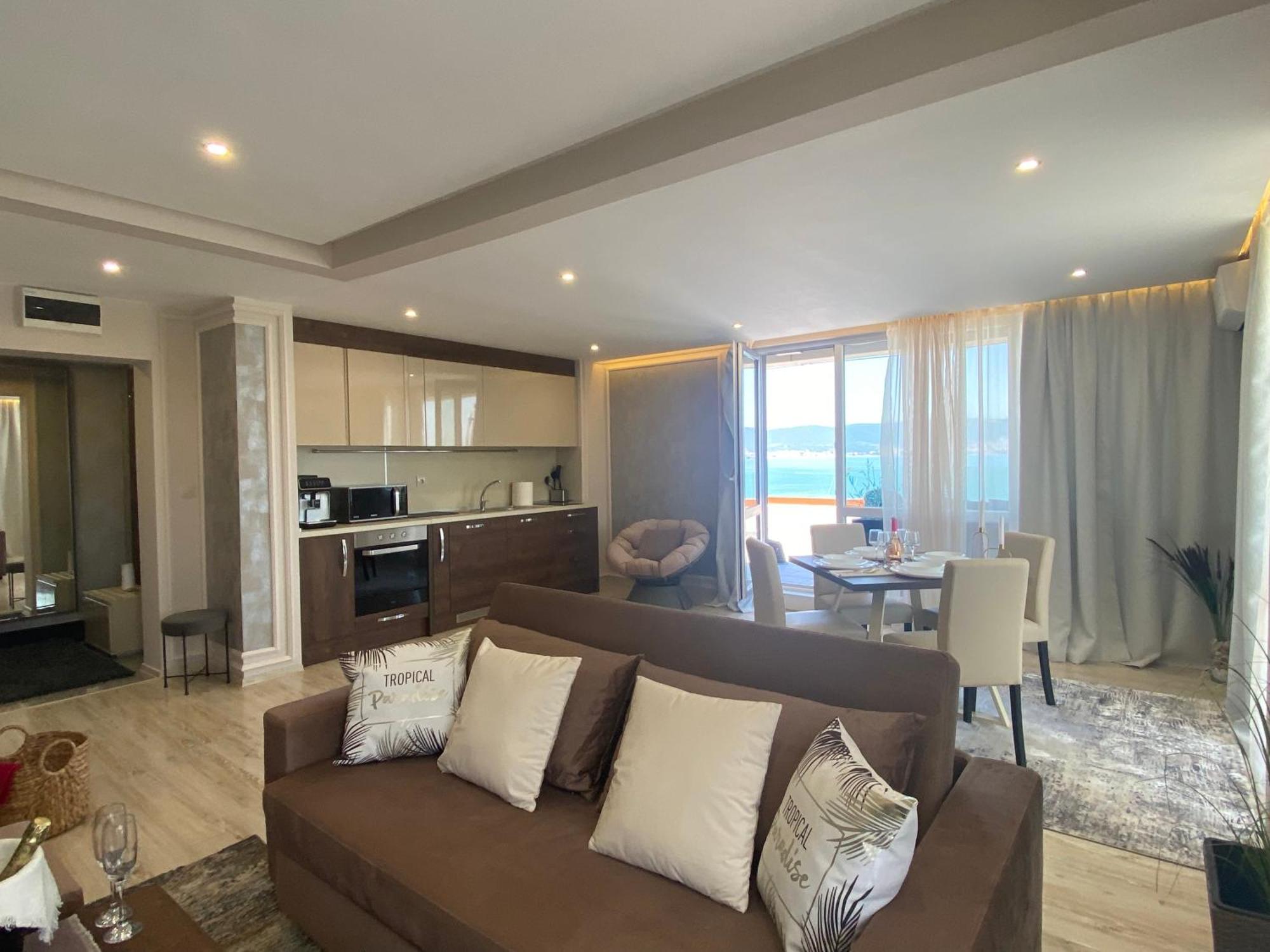 Paradiso 'В' 607 Large Luxury Apartment Nesebar Exterior photo